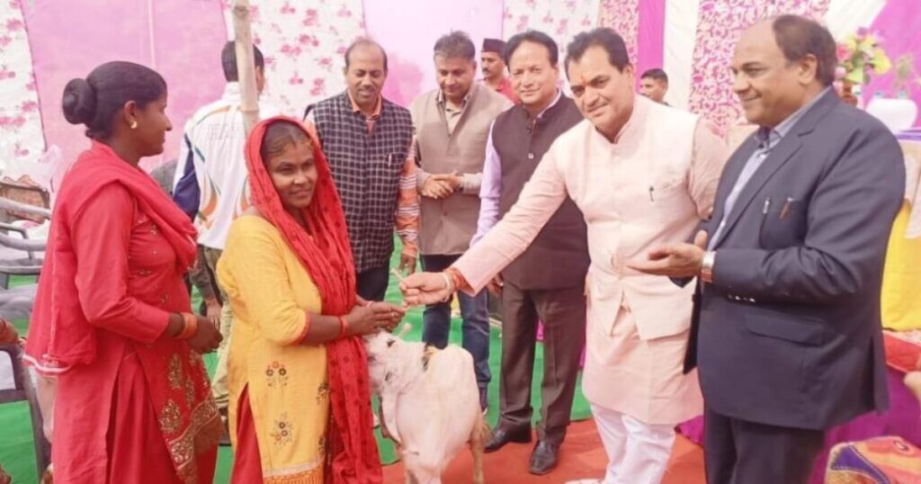 लोहसिद्ध बनवासी हनुमान मंदिर का स्थापना दिवस एवं किसान मेले का आयोजन